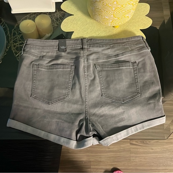 Torrid Shorts - Picture 4 of 5